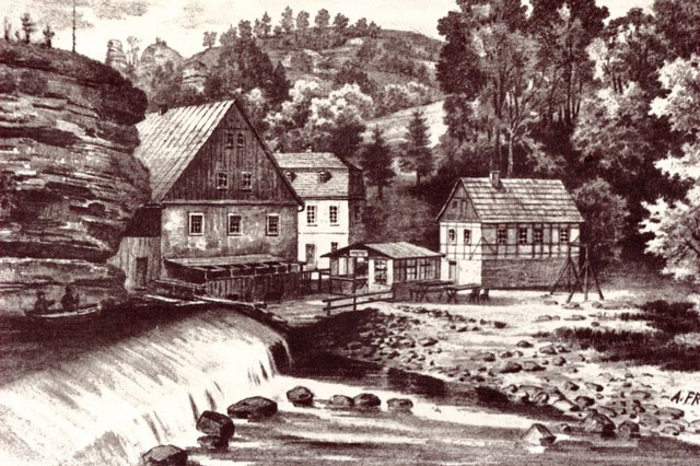 Zřícenina Dolského mlýna, oblíbený cíl výletů v okolí podzemí Rabštejn.